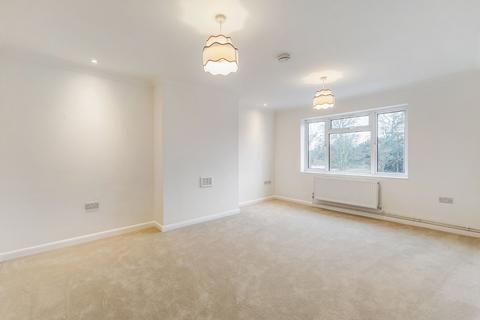 undefined, Hermitage Parade, High Street, Ascot, Berkshire