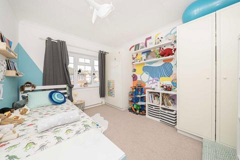 5a Vincent Row, Hampton Hill, Hampton, TW12 1RB