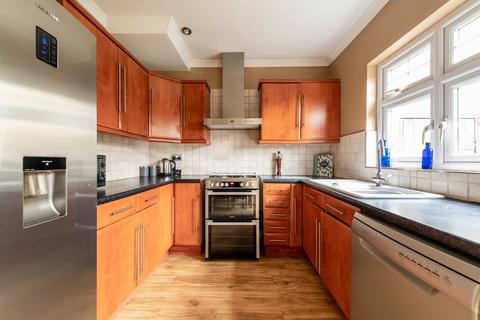 3 bedroom terraced house for sale, Hillingdon Road, Gravesend, Kent, DA11