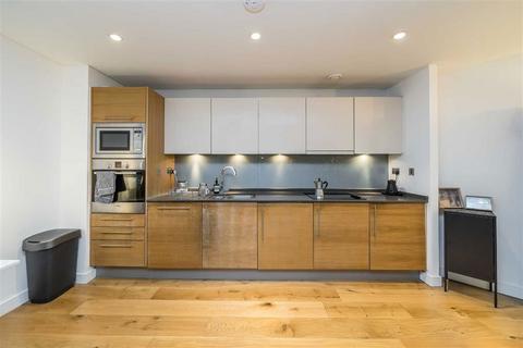 1 bedroom flat for sale, Bermondsey Square, London SE1