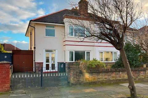 3 bedroom semi-detached house for sale, Montrose Drive, Southport PR9