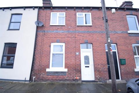 3 bedroom terraced house to rent, Hunt Street, Castleford WF10