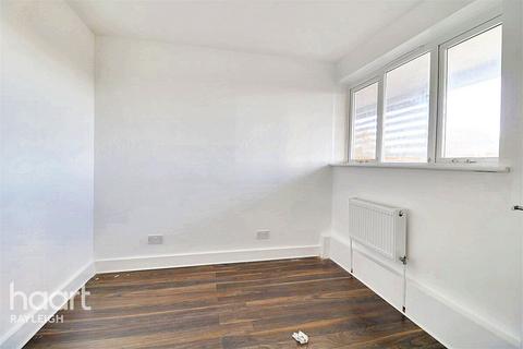 2 bedroom flat to rent, Eldeland, BASILDON