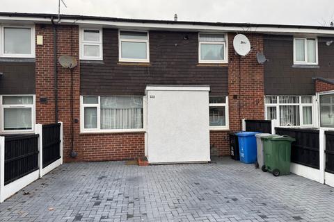 3 bedroom terraced house to rent, Goodwood Avenue, Sale M33