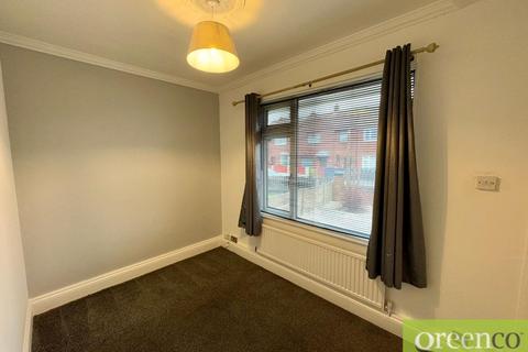 3 bedroom semi-detached house to rent, Britannia Road, Wigan WN5