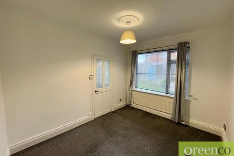 3 bedroom semi-detached house to rent, Britannia Road, Wigan WN5