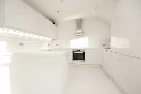 1 bedroom flat to rent, Cavendish Road, London SW12