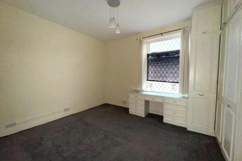 12 Rake Street, Bury, BL9 5EH