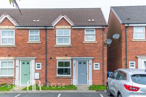 3 bedroom end of terrace house for sale, Parish Gardens, Leyland