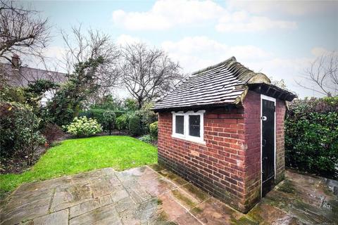 27 Hogarth Hill, London, NW11 6AY