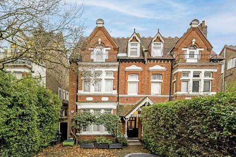 2 bedroom flat for sale, Chiswick High Road, London W4