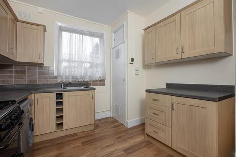 2 bedroom flat for sale, Bellenden Road, Peckham, SE15