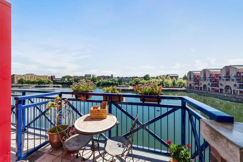 2 bedroom apartment for sale, Garnet Street, Wapping, E1W