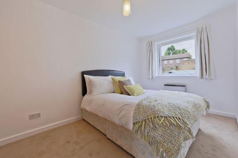 2 bedroom apartment for sale, Garnet Street, Wapping, E1W