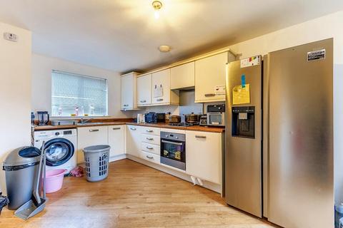 12 Signals Drive, Coventry, CV3 1QT