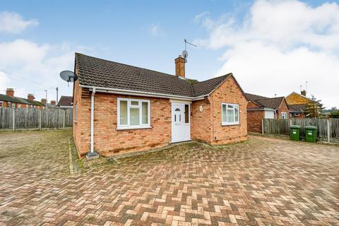 2 bedroom bungalow for sale, Rudge Road, Evesham WR11