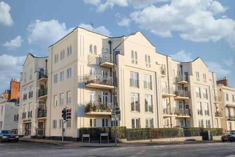 2 bedroom apartment for sale, Regent Street, Leamington Spa CV32