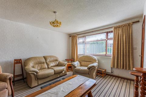 24 Meadowside, Nuneaton, CV11 6NF