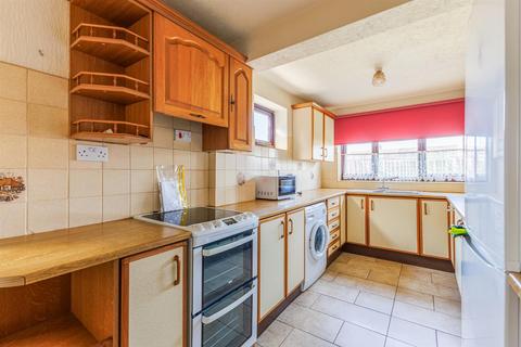24 Meadowside, Nuneaton, CV11 6NF