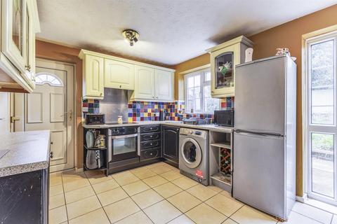 5 Blake Close, Galley Common, Nuneaton, CV10 9RQ