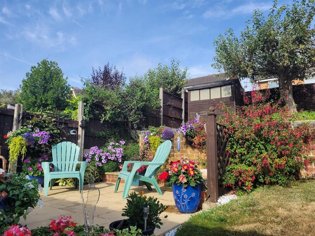 Garden 3.jpg