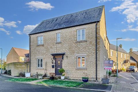 40 Lysander Way, Moreton-in-marsh, GL56 0GF