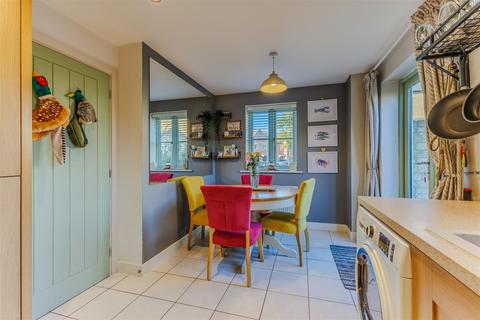40 Lysander Way, Moreton-in-marsh, GL56 0GF