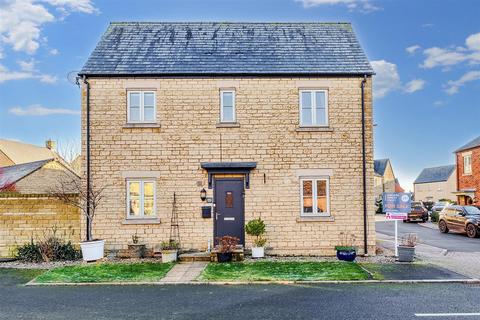 40 Lysander Way, Moreton-in-marsh, GL56 0GF