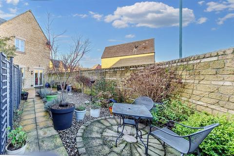 40 Lysander Way, Moreton-in-marsh, GL56 0GF