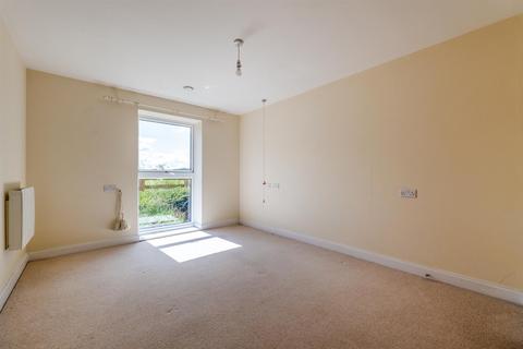 2 bedroom flat for sale, Springfield Close, Stratford-Upon-Avon CV37