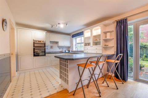 2 Avon Fields, Ettington, Stratford-upon-avon, CV37 7SW