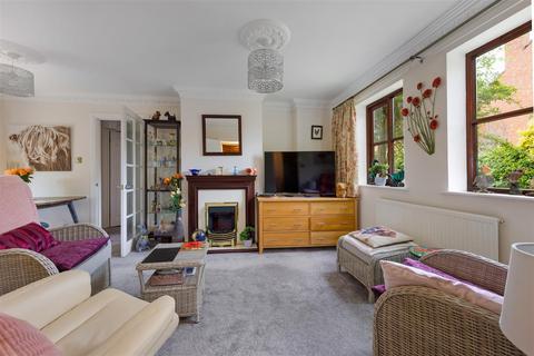 4 Bryan Mews, Bidford On Avon, Alcester, B50 4BF