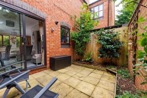 4 Bryan Mews, Bidford On Avon, Alcester, B50 4BF
