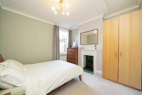 3 bedroom flat for sale, Newton Road, London NW2