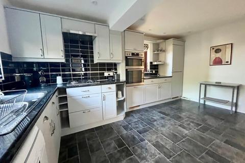 11 Fullaford Park, Buckfastleigh, TQ11 0NJ