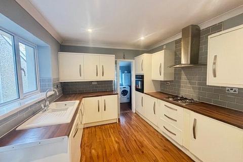 6 Gladstone Place, Tredegar, NP22 4LG