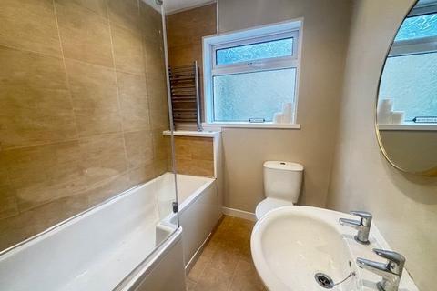 6 Gladstone Place, Tredegar, NP22 4LG