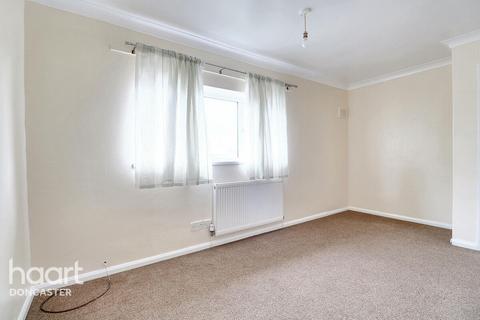 18 Almond Road, Doncaster, DN4 6PH
