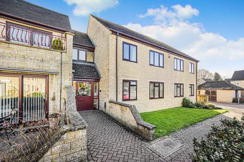 2 bedroom apartment for sale, Trafalgar Road, Cirencester, Gloucestershire, GL7