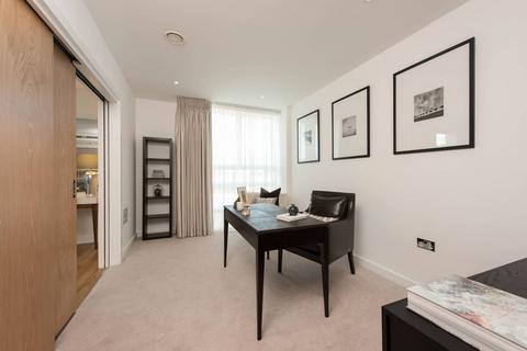 3 bedroom flat to rent, Holland Park Avenue, Holland Park, London, W11