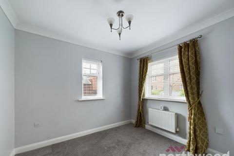 4 bedroom townhouse for sale, Trevore Drive, Standish, Wigan, WN1