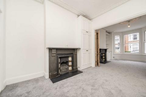 1 bedroom flat to rent, Bramfield Road, London SW11