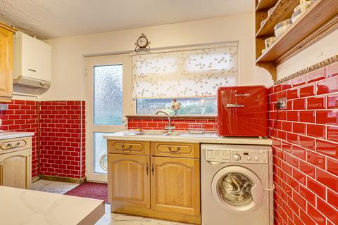 2 bedroom semi-detached bungalow for sale, Prince Avenue, Westcliff-on-sea, SS0