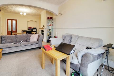 3 bedroom property for sale, Groves Street, Swindon SN2