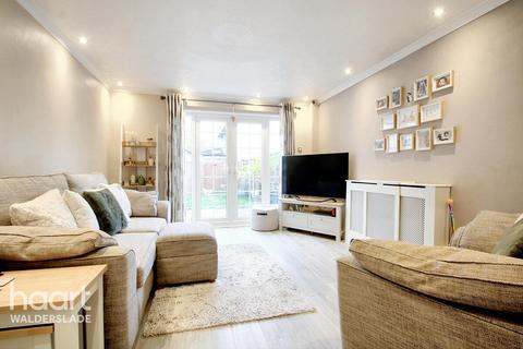 2 bedroom terraced house for sale, Weybridge Close, Chatham