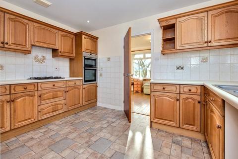 5 bedroom bungalow for sale, Meadow Road, Leuchars, St Andrews, KY16