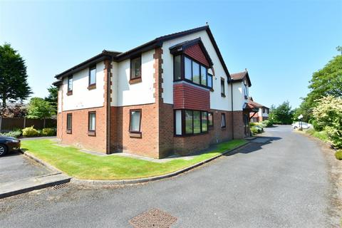 2 bedroom apartment to rent, Alexandra Mews, Ormskirk, Lancashire