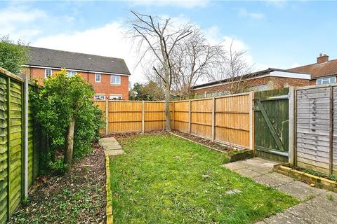 4 bedroom end of terrace house to rent, Parkside Place, Staines-upon-Thames, Surrey, TW18