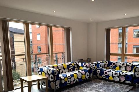 2 bedroom apartment to rent, 14 Waterfront Walk, Birmingham