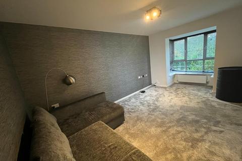 4 bedroom house to rent, Mallow Drive, Salford